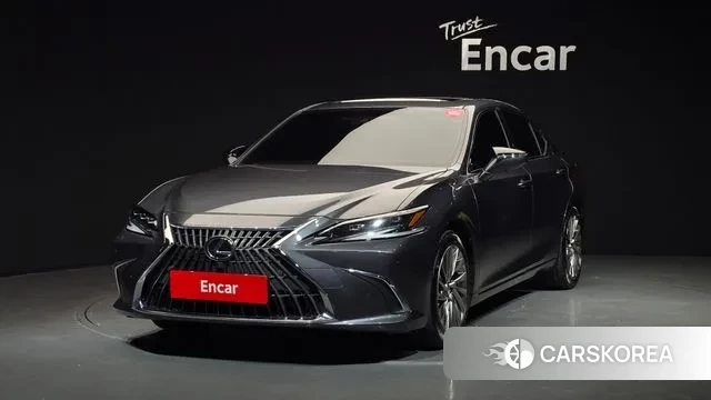 Lexus ES300h 7th generation 2023 Серый из Кореи