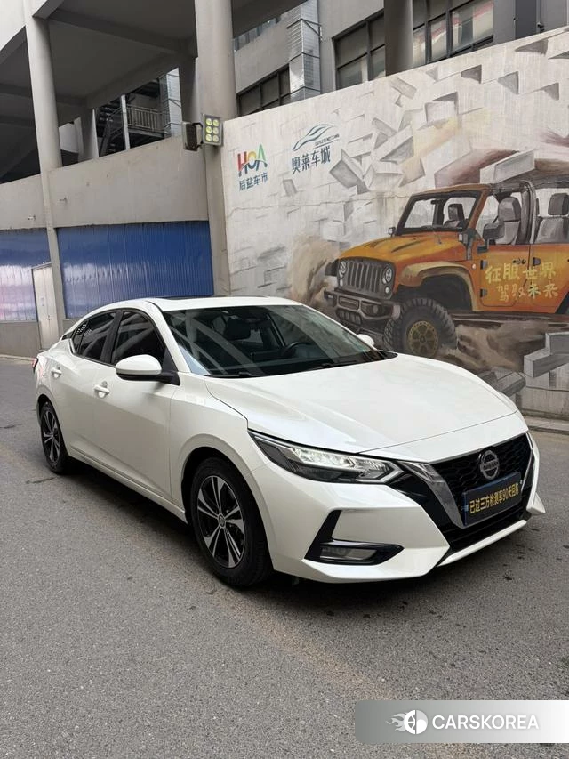 Nissan Xuan Yi 2021 Белый из Китая