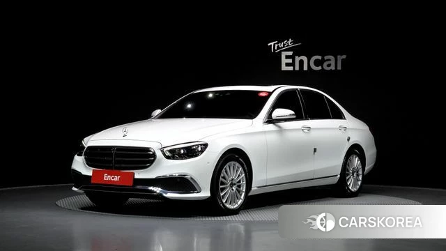 Mercedes-Benz E-Class W213 2021 Белый из Кореи