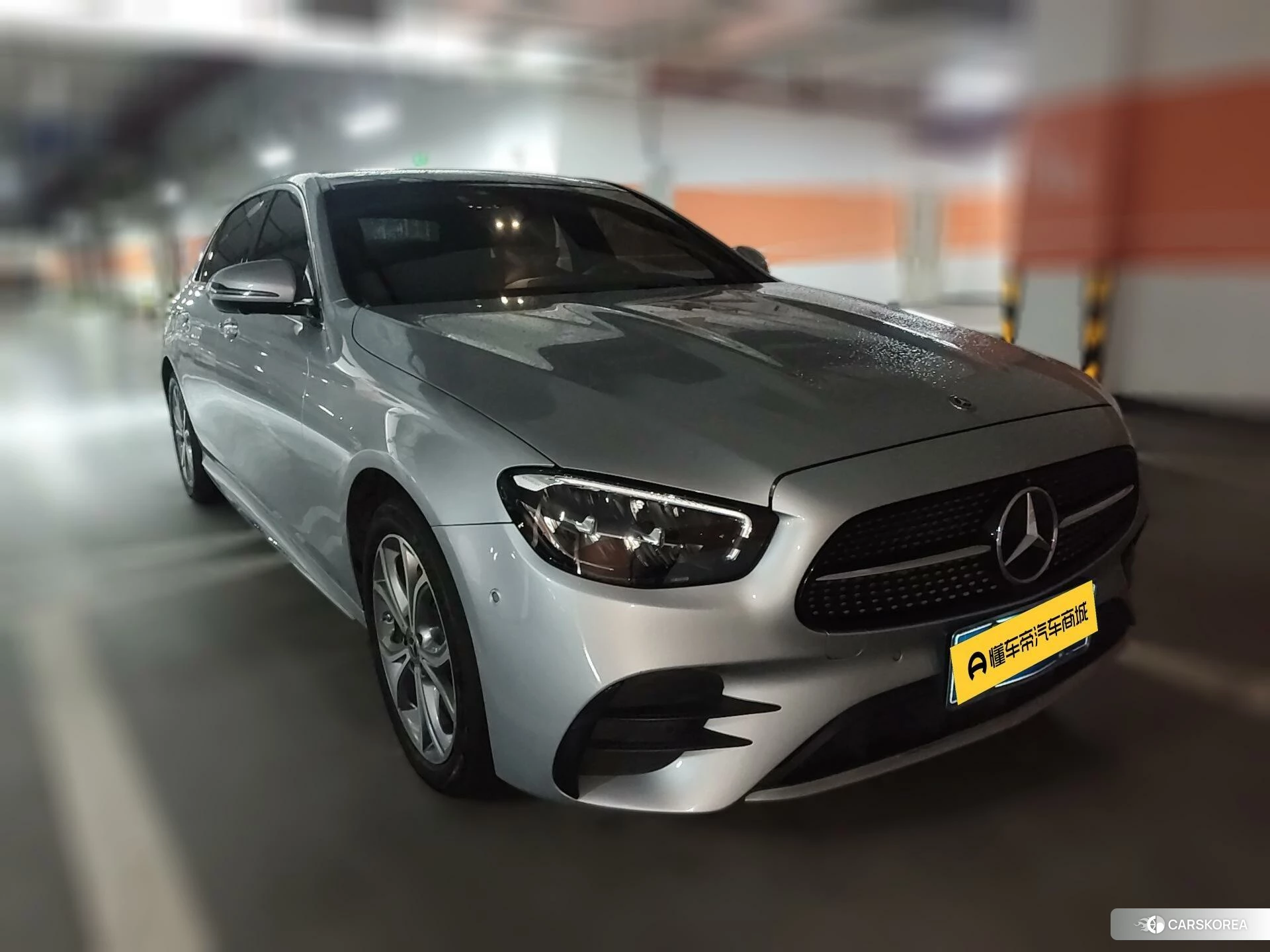 Mercedes-Benz E-class 2020 Серебристо-серый из Китая