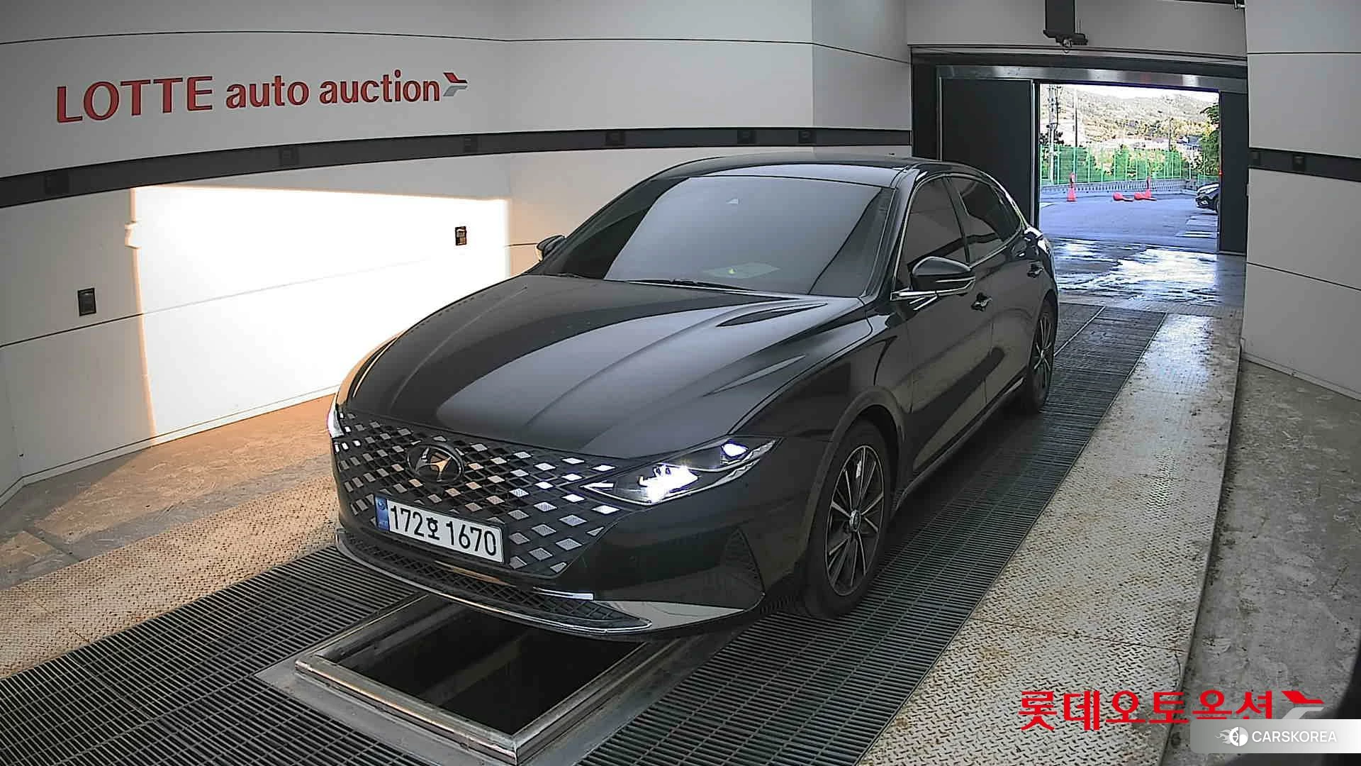 Hyundai Grandeur 2023 Midnight Black Pearl из Кореи