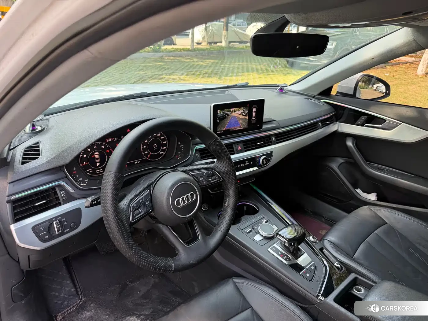 Audi A4L 2018 Белый из Китая