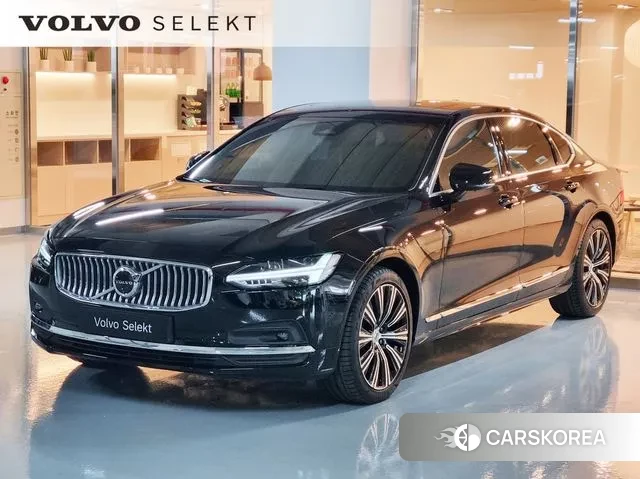 Volvo S90 2024 Черный из Кореи