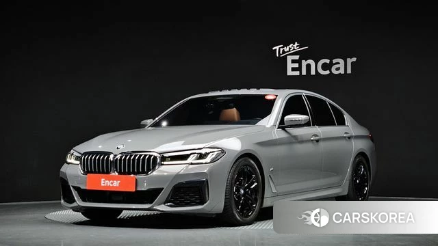 BMW 5 Series (G30) 2021 Серебристо-серый из Кореи