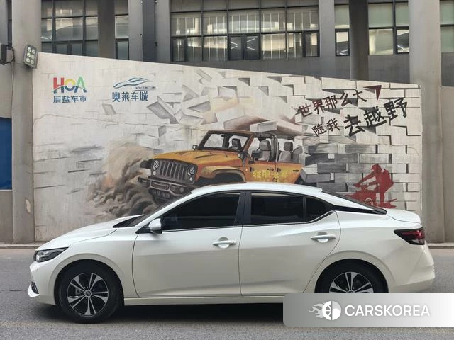 Nissan Xuan Yi 2021 Белый из Китая