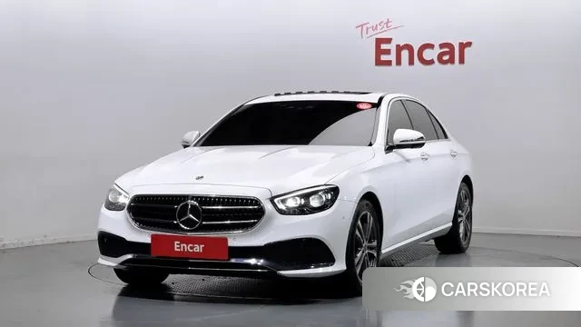 Mercedes-Benz E-Class W213 2021 Белый из Кореи