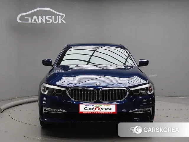 BMW 5 Series (G30) 2018 Синий из Кореи
