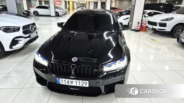 BMW M5 (F90) 2022 Серый из Кореи
