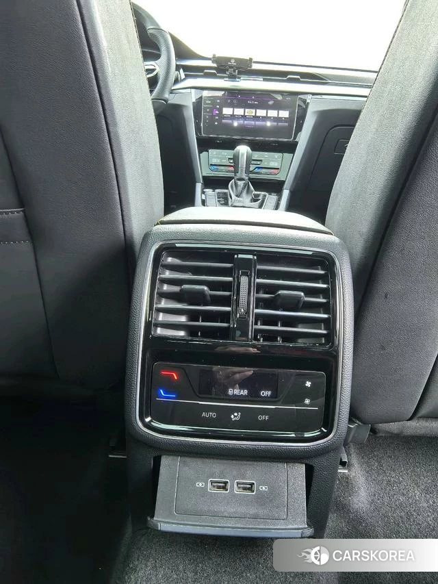 Volkswagen CC 2021 Белый из Китая