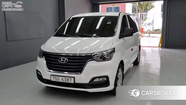 Hyundai The New Grand Starex 2018 Белый из Кореи