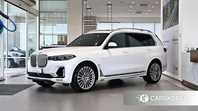 BMW X7 (G07) 2021 Белый из Кореи