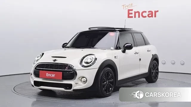 Mini Cooper S 2018 Жемчужный цвет из Кореи