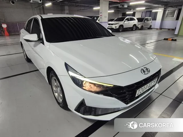 Hyundai Avante (CN7) 2022 Белый из Кореи