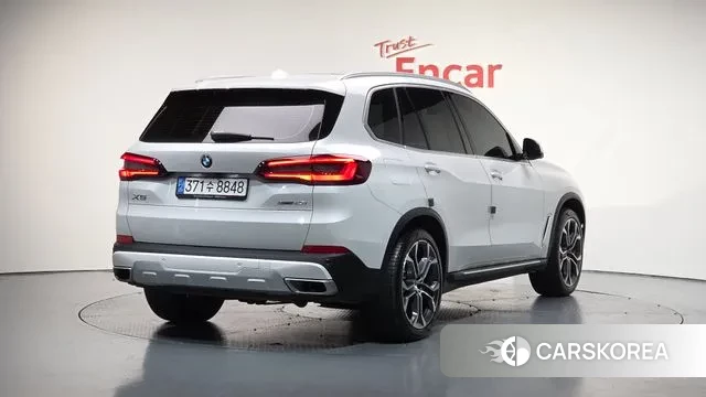 BMW X5 (G05) 2022 Белый из Кореи