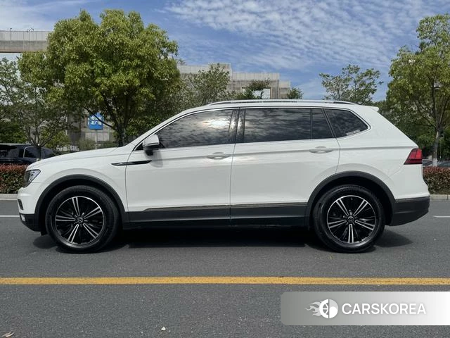 Volkswagen Tiguan L 2021 Белый из Китая