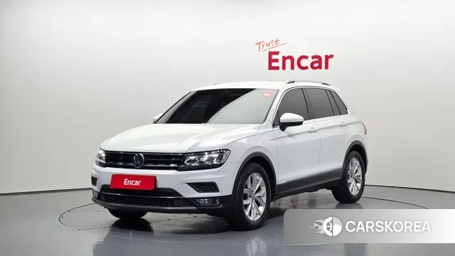 Volkswagen Tiguan second Generation 2020 Белый из Кореи