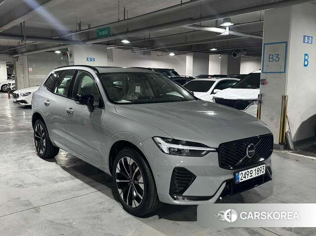 Volvo XC60 second Generation 2026 Серебристо-серый из Кореи