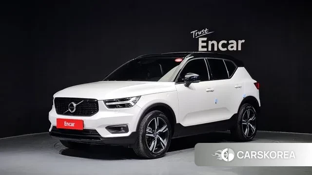 Volvo XC40 2019 Белый из Кореи