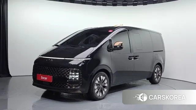 Hyundai Staria 2023 Черный из Кореи