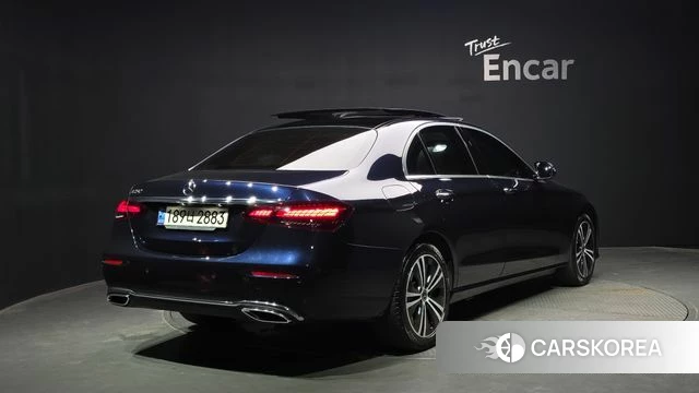 Mercedes-Benz E-Class W213 2022 Синий из Кореи