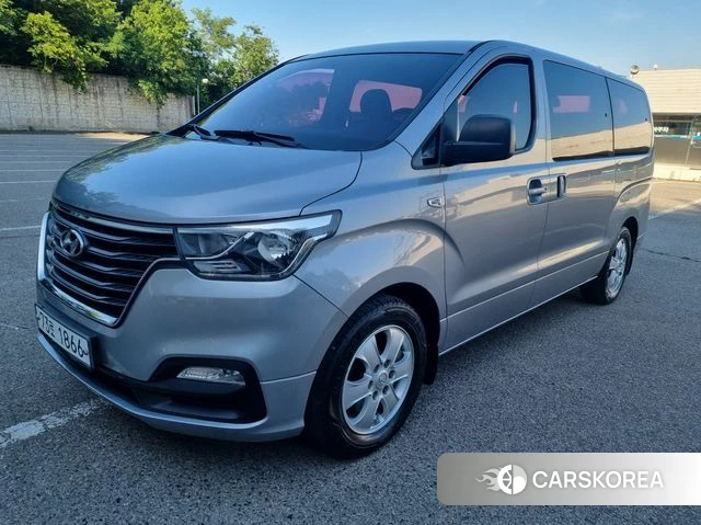 Hyundai The New Grand Starex 2018 Серебристо-серый из Кореи
