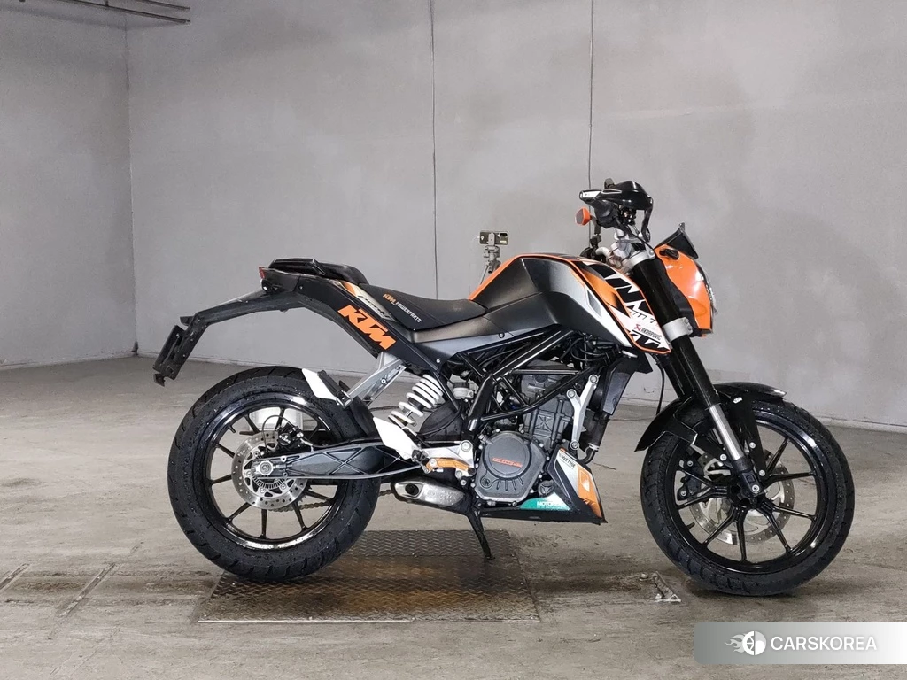 Проданный KTM 200 DUKE 2013 из Японии