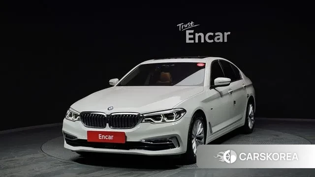 BMW 5 Series (G30) 2018 Белый из Кореи