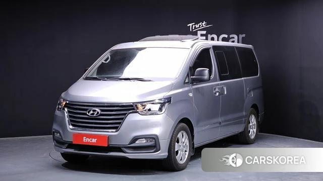 Hyundai The New Grand Starex 2018 Серебристо-серый из Кореи