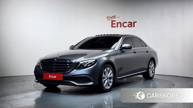Mercedes-Benz E-Class W213 2019 Серый из Кореи
