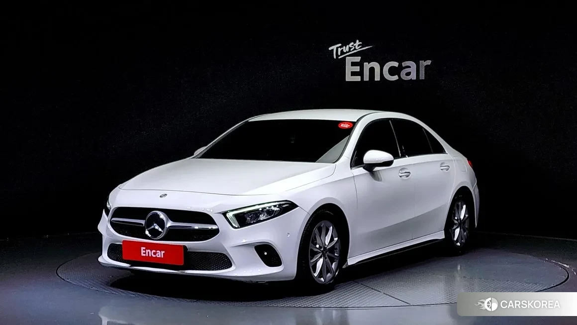 Mercedes-Benz A-Class W177 2020 Белый из Кореи