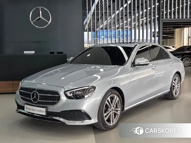 Mercedes-Benz E-Class W213 2022 Серебряный из Кореи