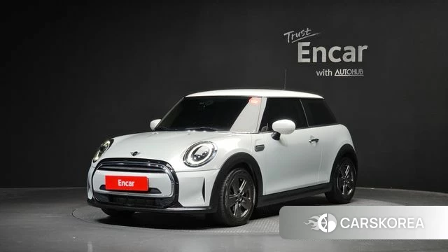 Mini Cooper 2022 Серебряный из Кореи