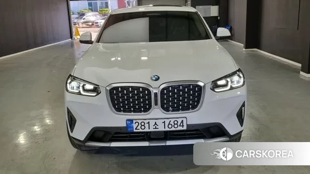 BMW X4 (G02) 2023 Белый из Кореи