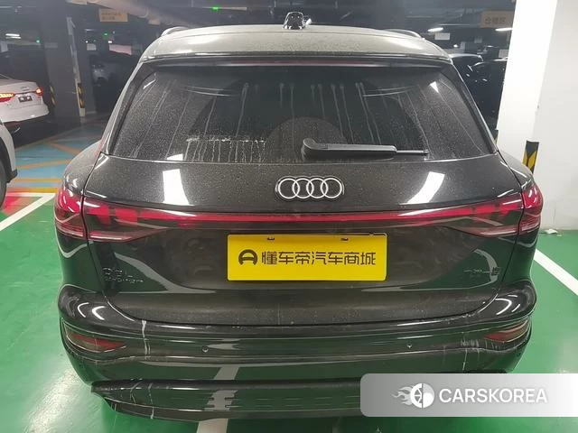 Audi Q6L e-tron 2025 Черный из Китая