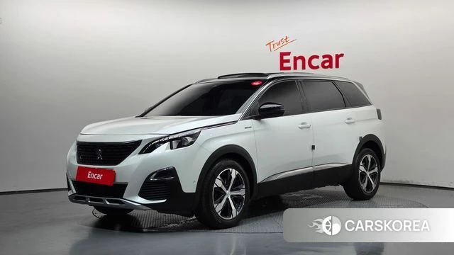 Peugeot 5008 second generation 2020 Белый из Кореи