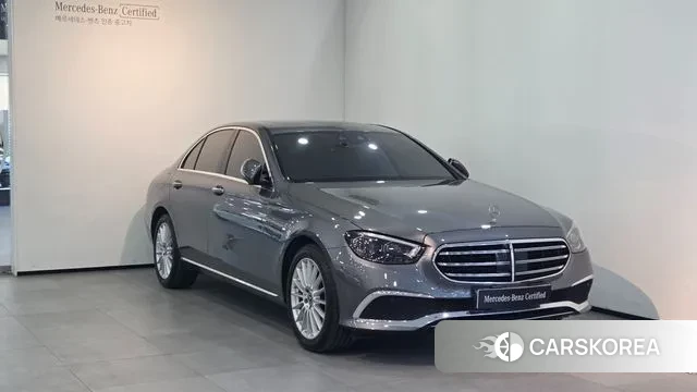 Mercedes-Benz E-Class W213 2022 Серый из Кореи
