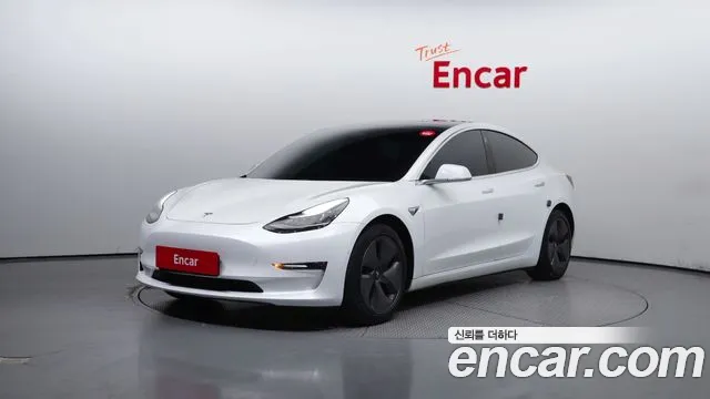 Tesla Model 3 2019 Белый из Кореи