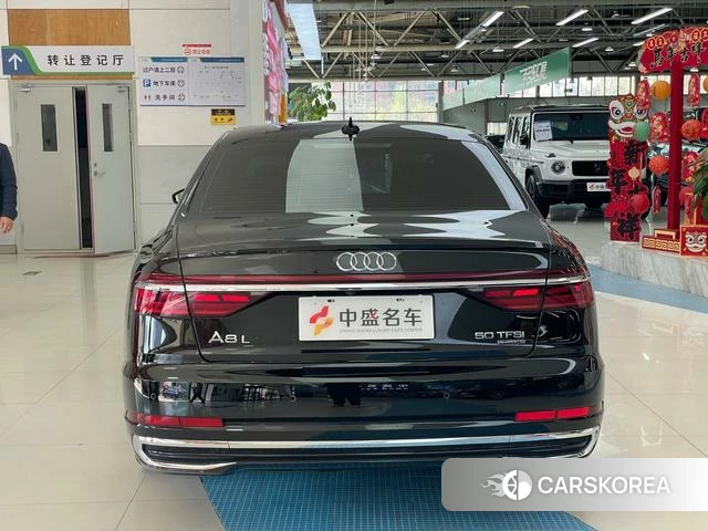 Audi A8 2023 Черный из Китая