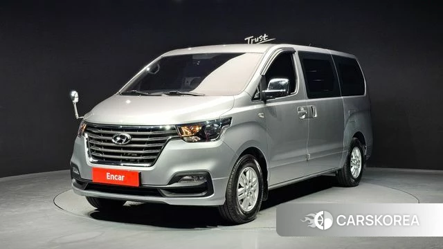 Hyundai The New Grand Starex 2020 Серебристо-серый из Кореи