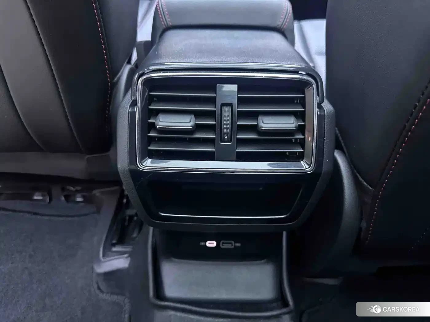 Skoda Krok 2022 Белый из Китая