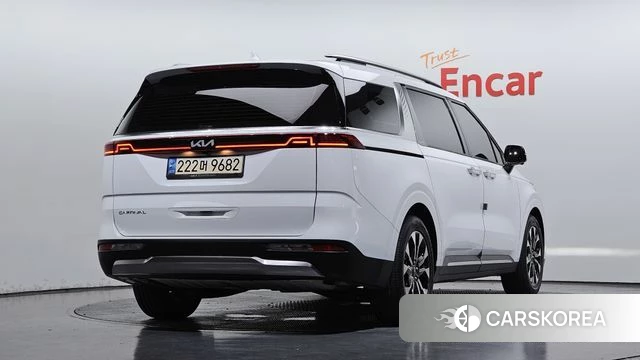 Kia Carnival 4th generation 2022 Белый из Кореи