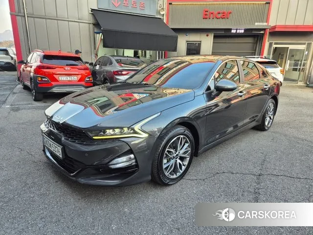 Kia K5 3rd generation 2022 Серый из Кореи