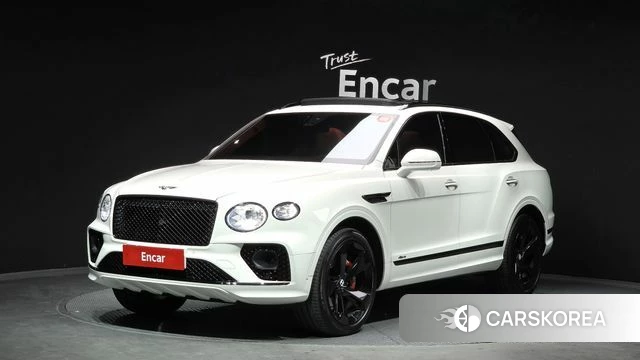 Bentley Bentayga 2023 Белый из Кореи