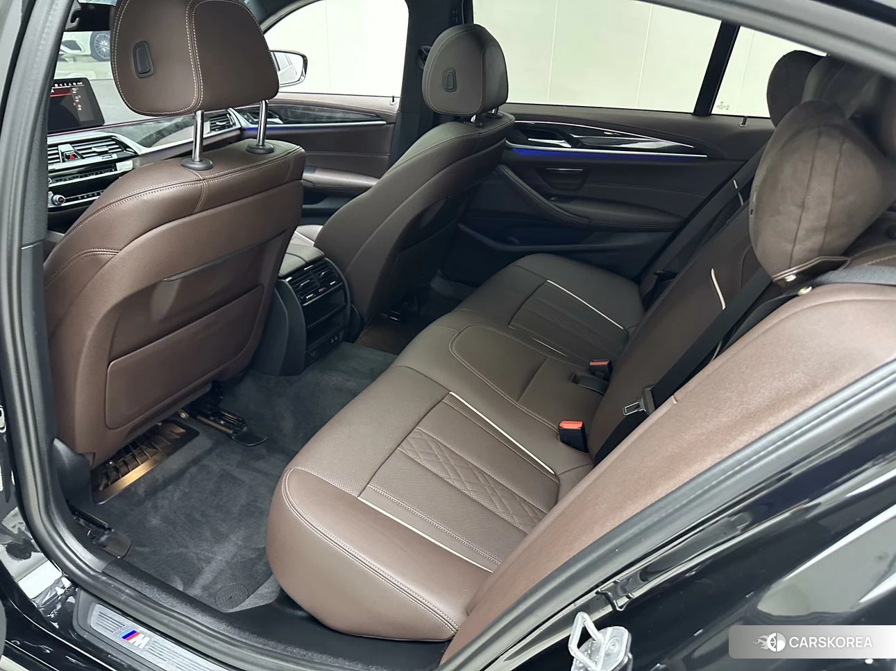 BMW 5 series 2021 Черный из Китая