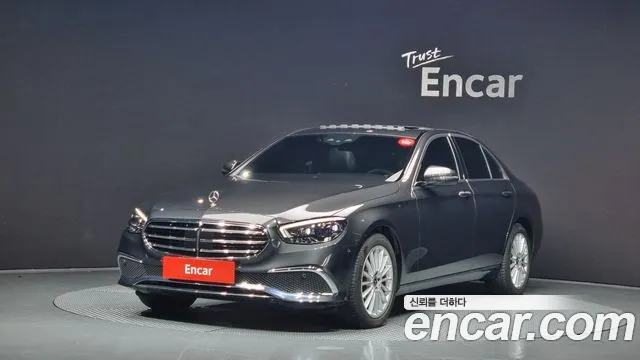 Mercedes-Benz E-Class W213 2021 Серый из Кореи