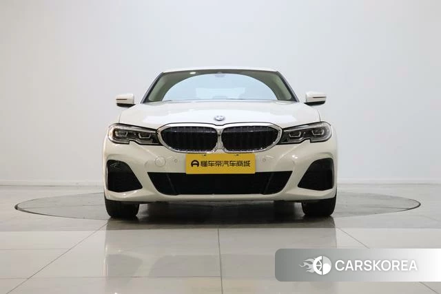 BMW 3 series 2022 Белый из Китая