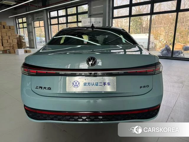 Volkswagen Passat 2024 Зеленый из Китая