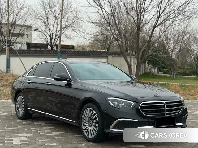 Mercedes-Benz E-class 2023 Черный из Китая