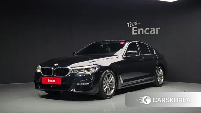 BMW 5 Series (G30) 2018 Черный из Кореи
