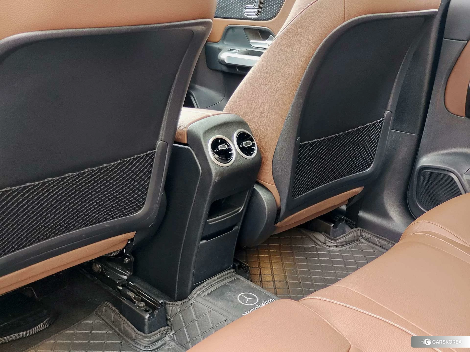 Mercedes-Benz GLB 2023 Черный из Китая